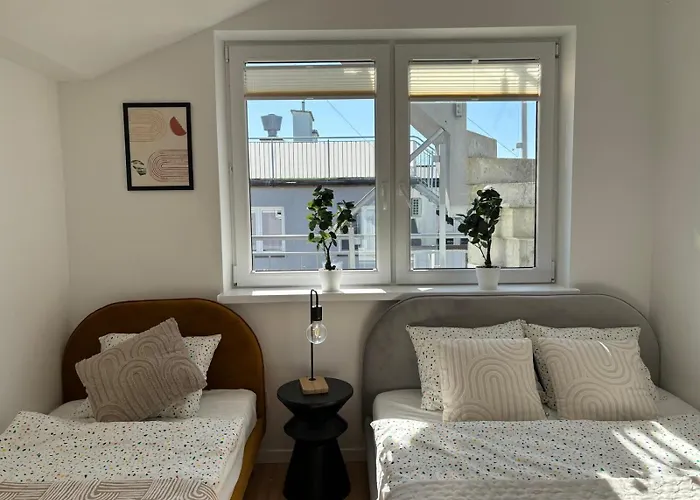 Debina Lounge Z Tarasem Na Dachu